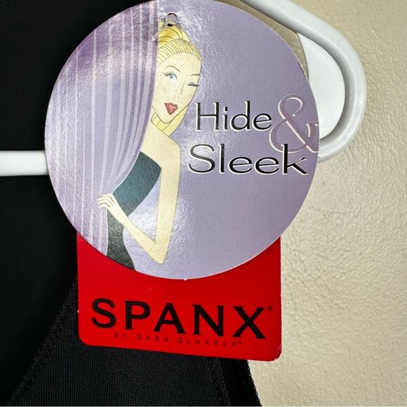 NEW Spanx Cami Tank Top Womens 1X Black Stretch Shape Wear Shirt - Picture 3 of 6